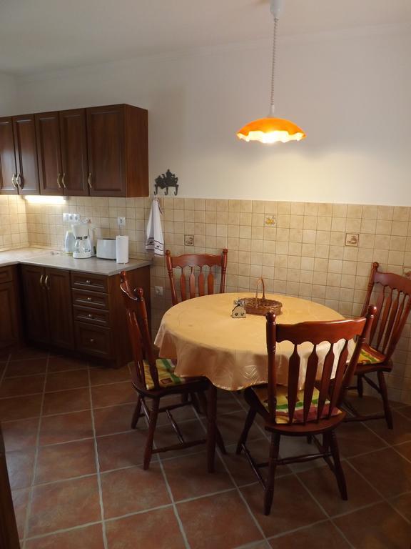 Nagybajcsi Koertefa Vendeghaz Apartment ห้อง รูปภาพ