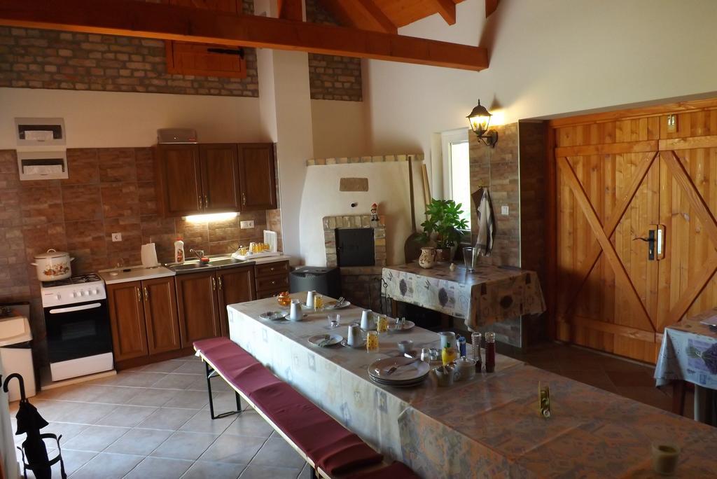 Nagybajcsi Koertefa Vendeghaz Apartment ภายนอก รูปภาพ